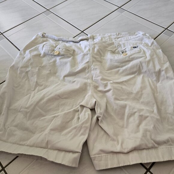 Vineyard Vines 9" Everyday Bermuda Shorts Khaki 16 - Picture 4 of 5